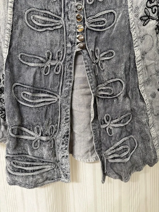 VINTAGE Boho Button Long Sleeve Embroidered Tunic - Picture 5 of 8